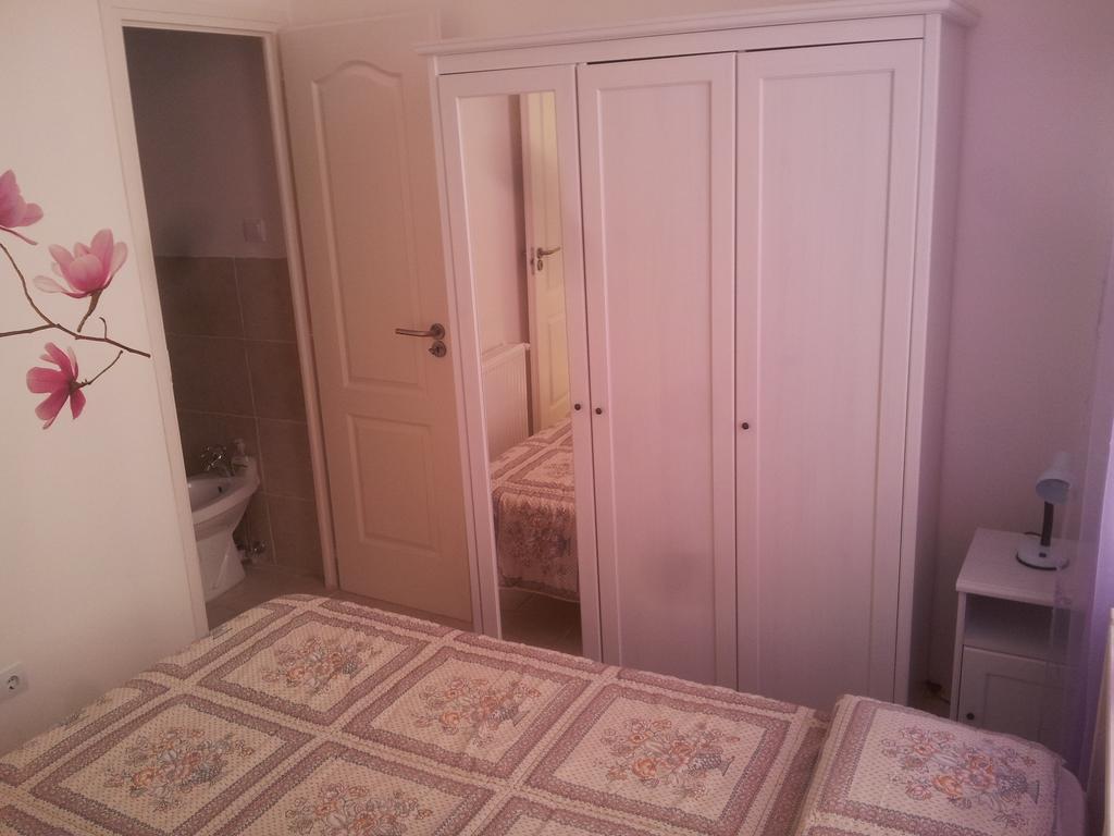 Anna 2 Bedrooms 2 Bathrooms 6 Bikes Budapest Szoba fotó